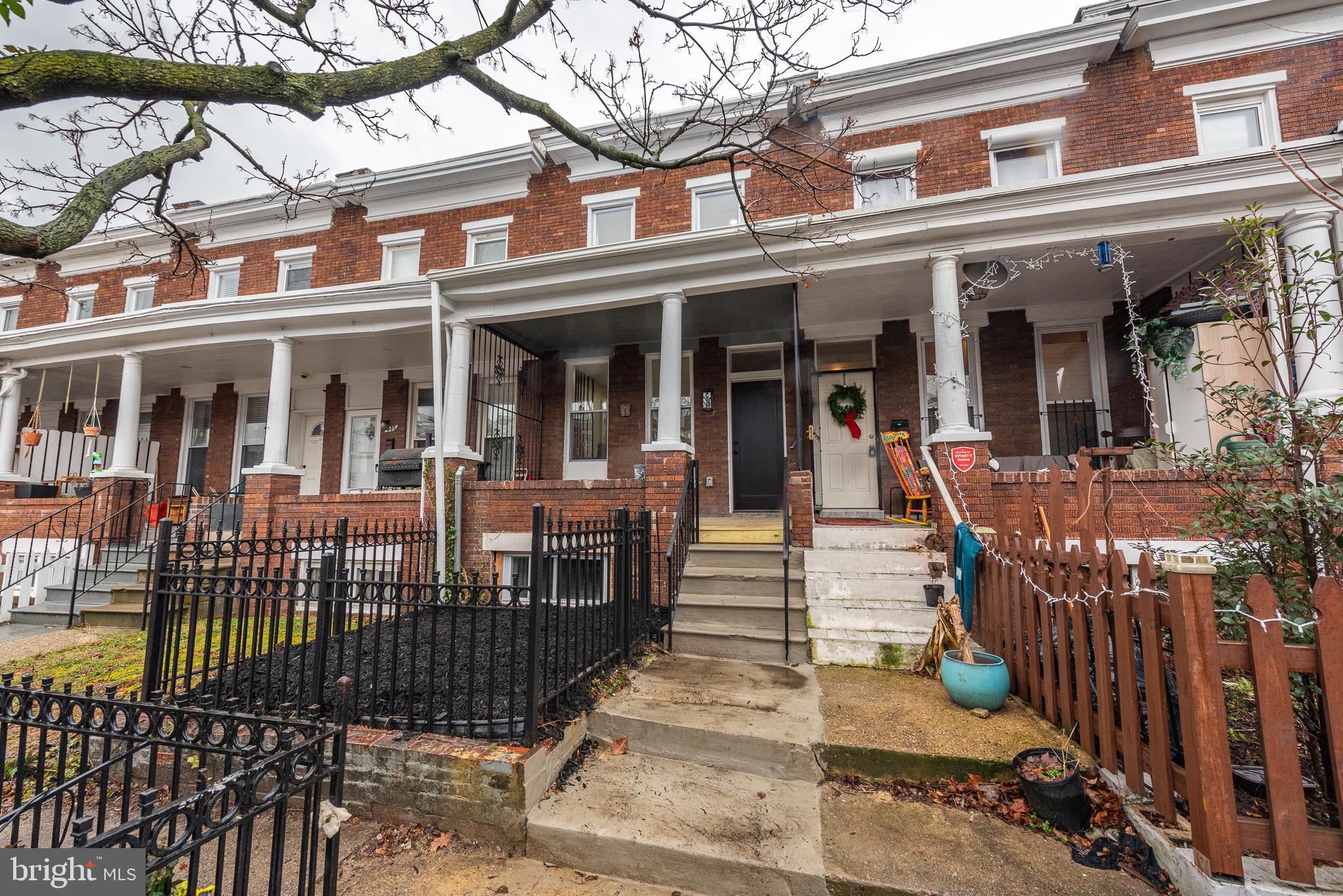 CHARLES VILLAGE - Residential