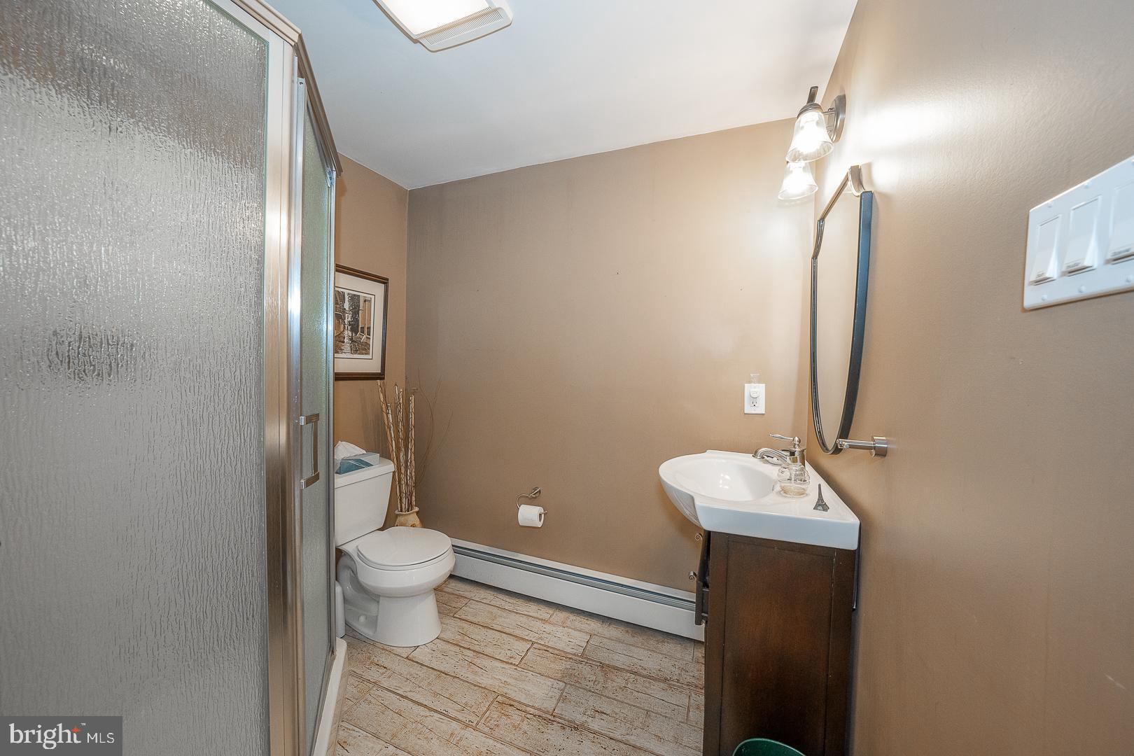 GULPH MILLS VIL - Residential