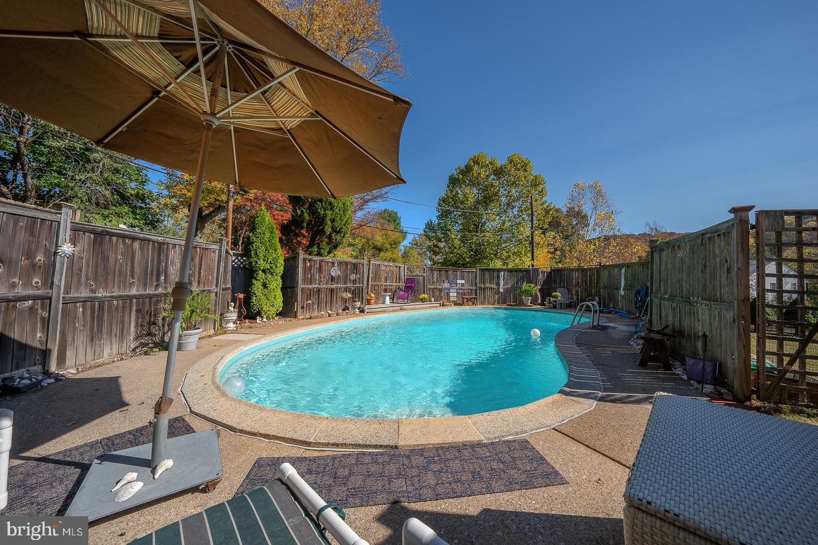 GULPH MILLS VIL - Residential