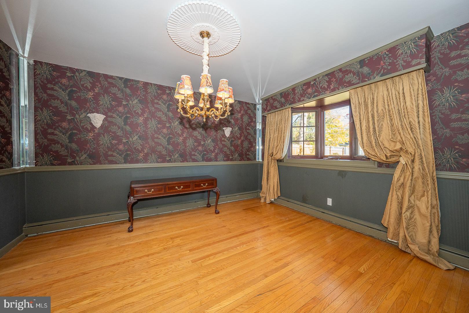 GULPH MILLS VIL - Residential