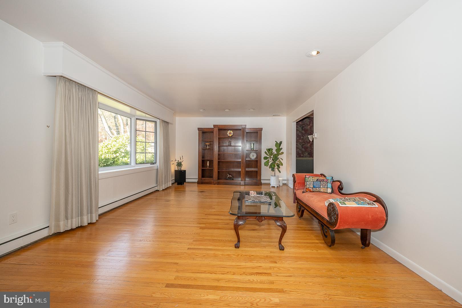 GULPH MILLS VIL - Residential