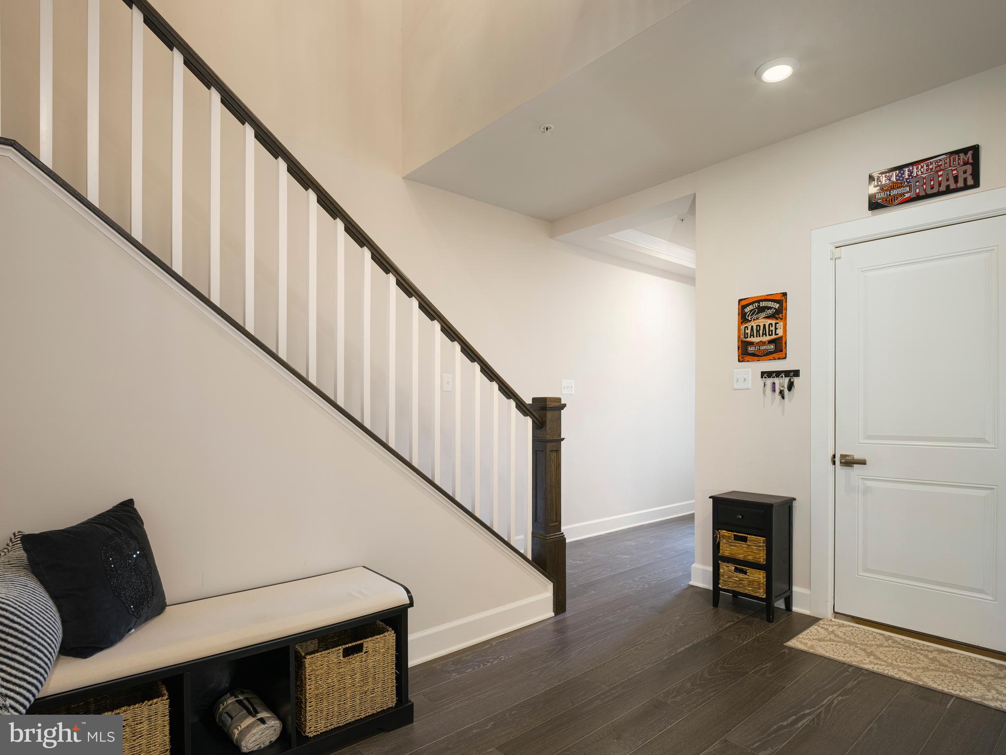 WAYNE GLEN - Residential