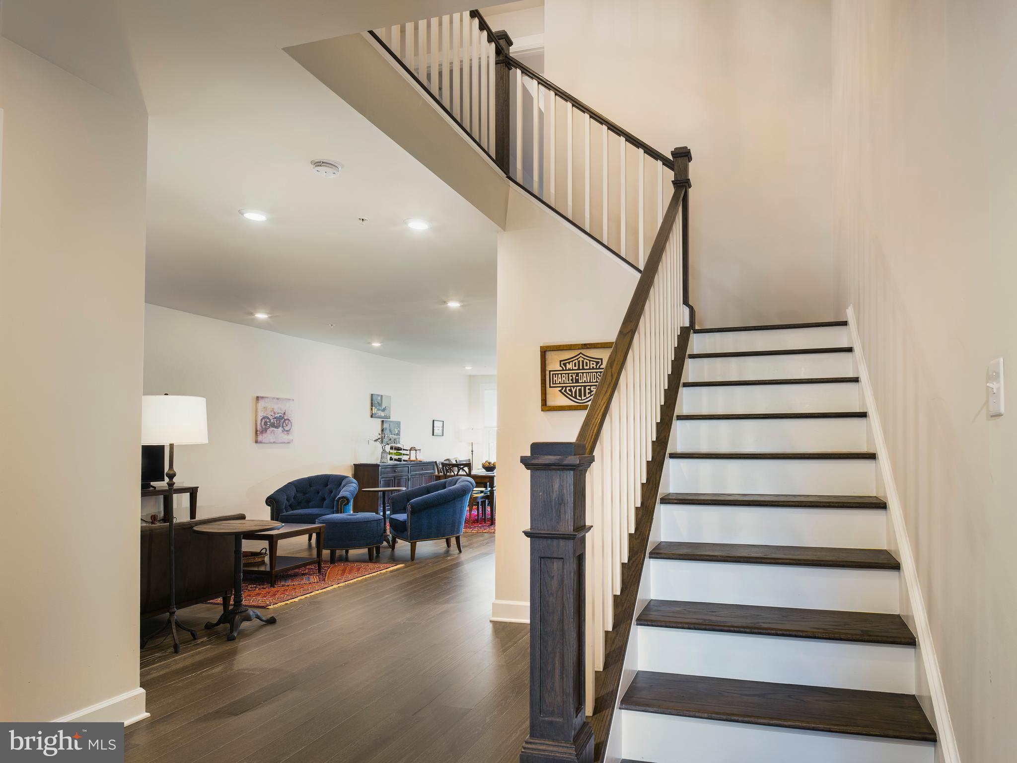 WAYNE GLEN - Residential