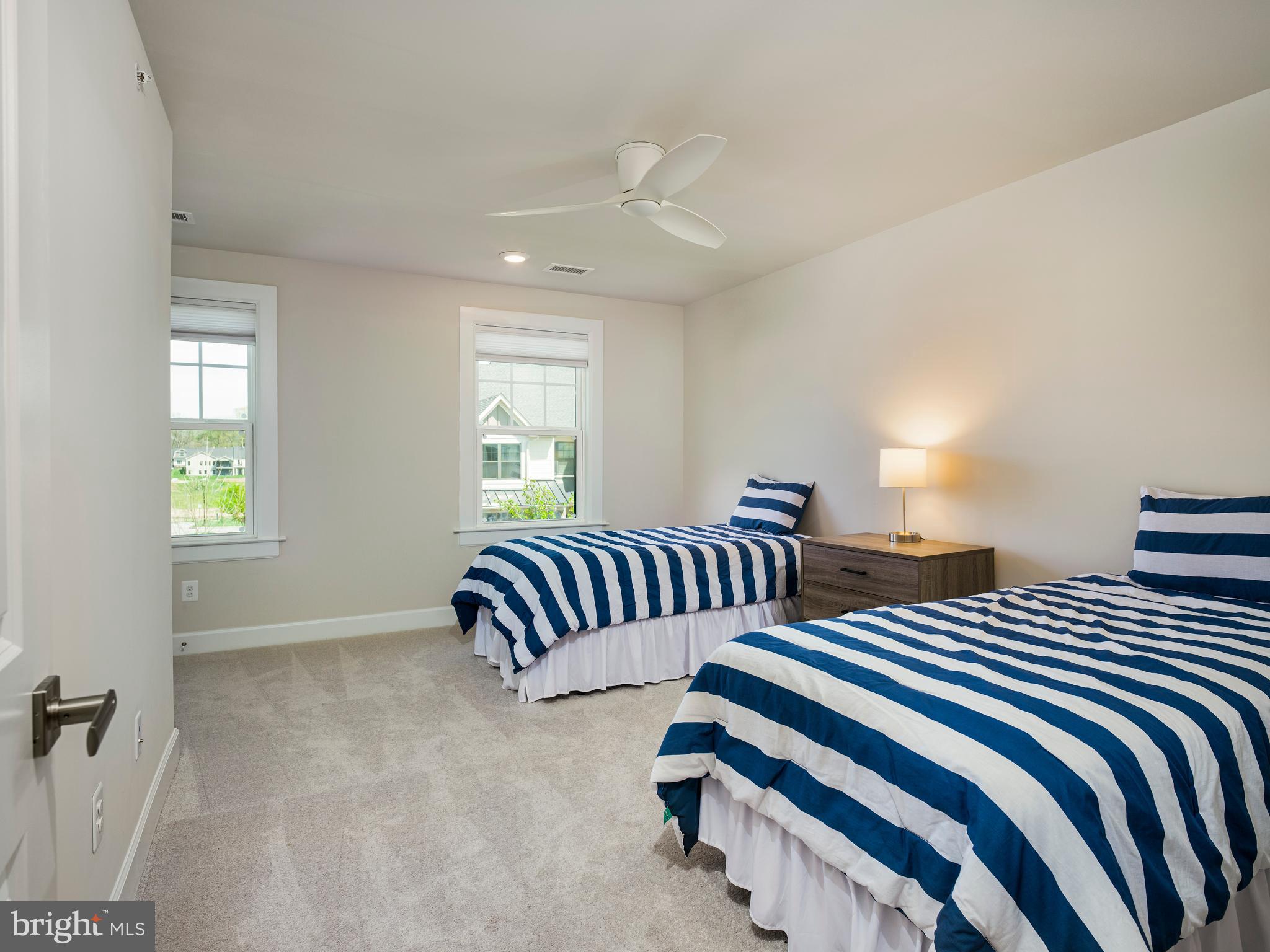 WAYNE GLEN - Residential