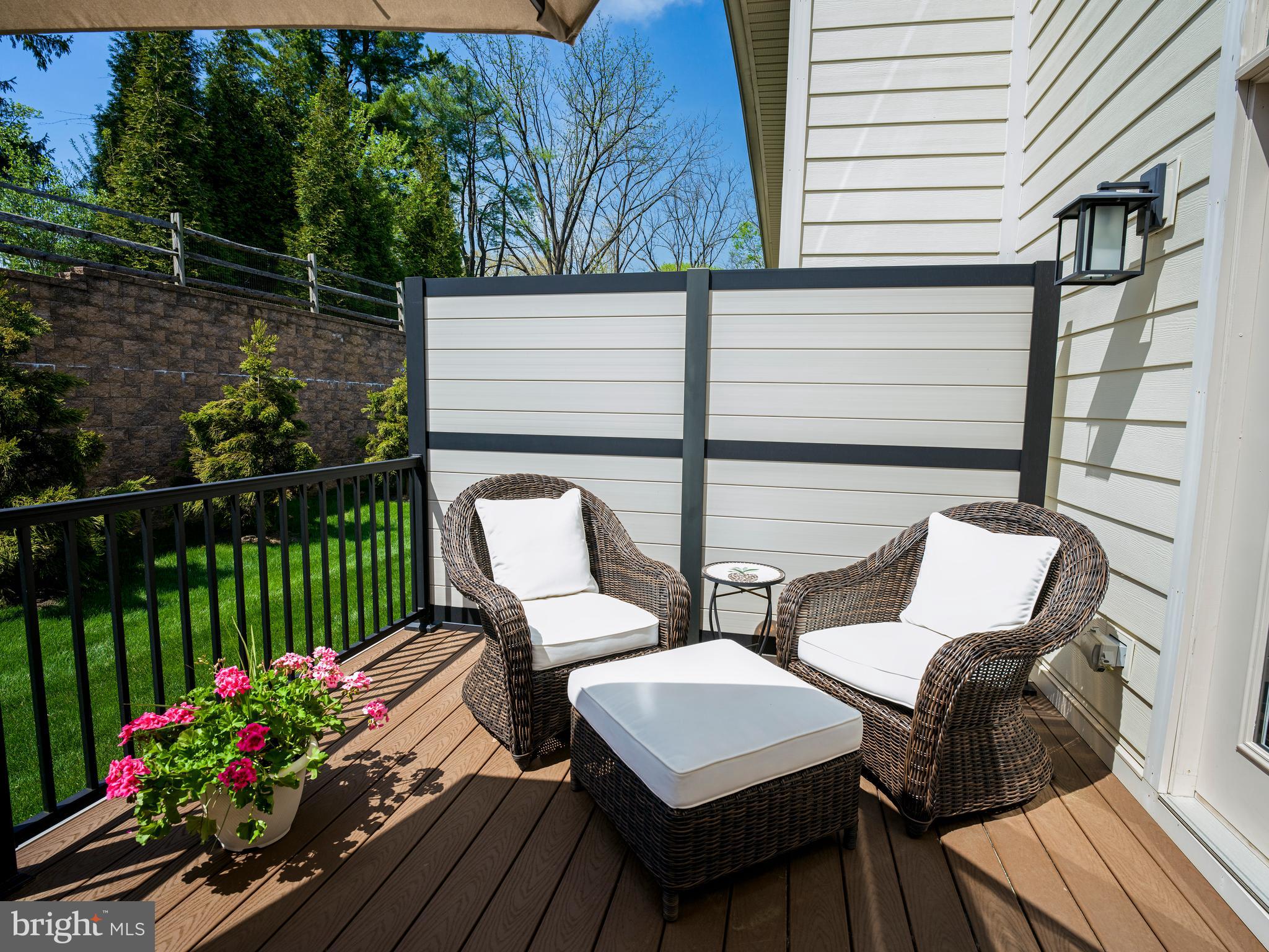 WAYNE GLEN - Residential