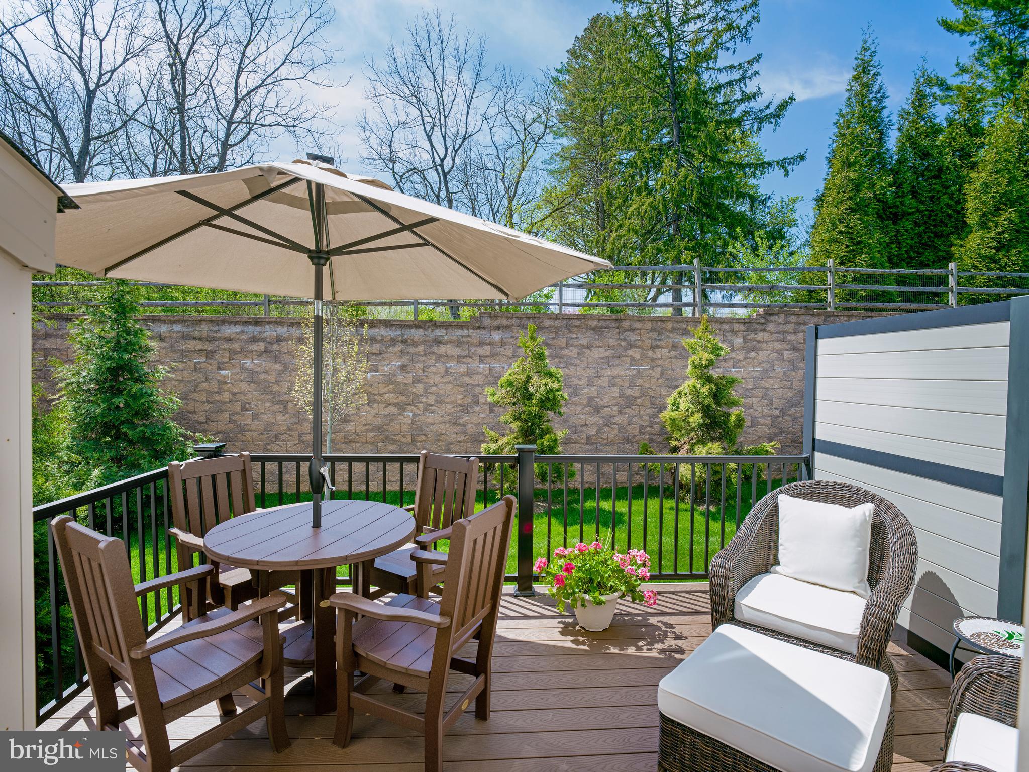 WAYNE GLEN - Residential