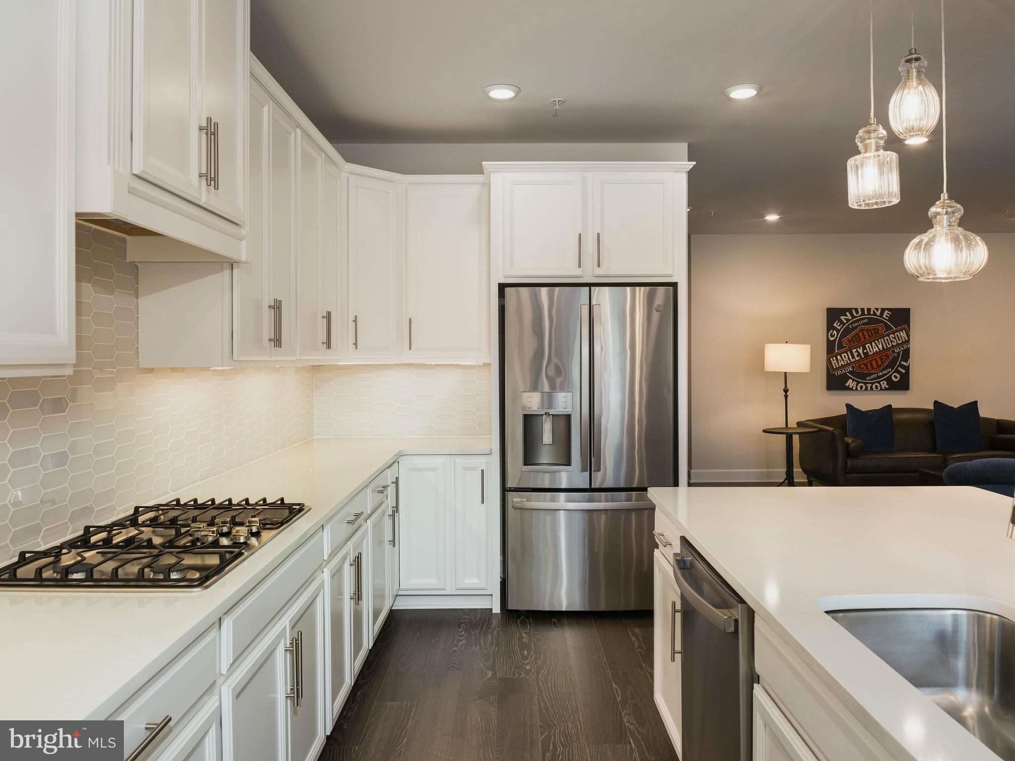 WAYNE GLEN - Residential