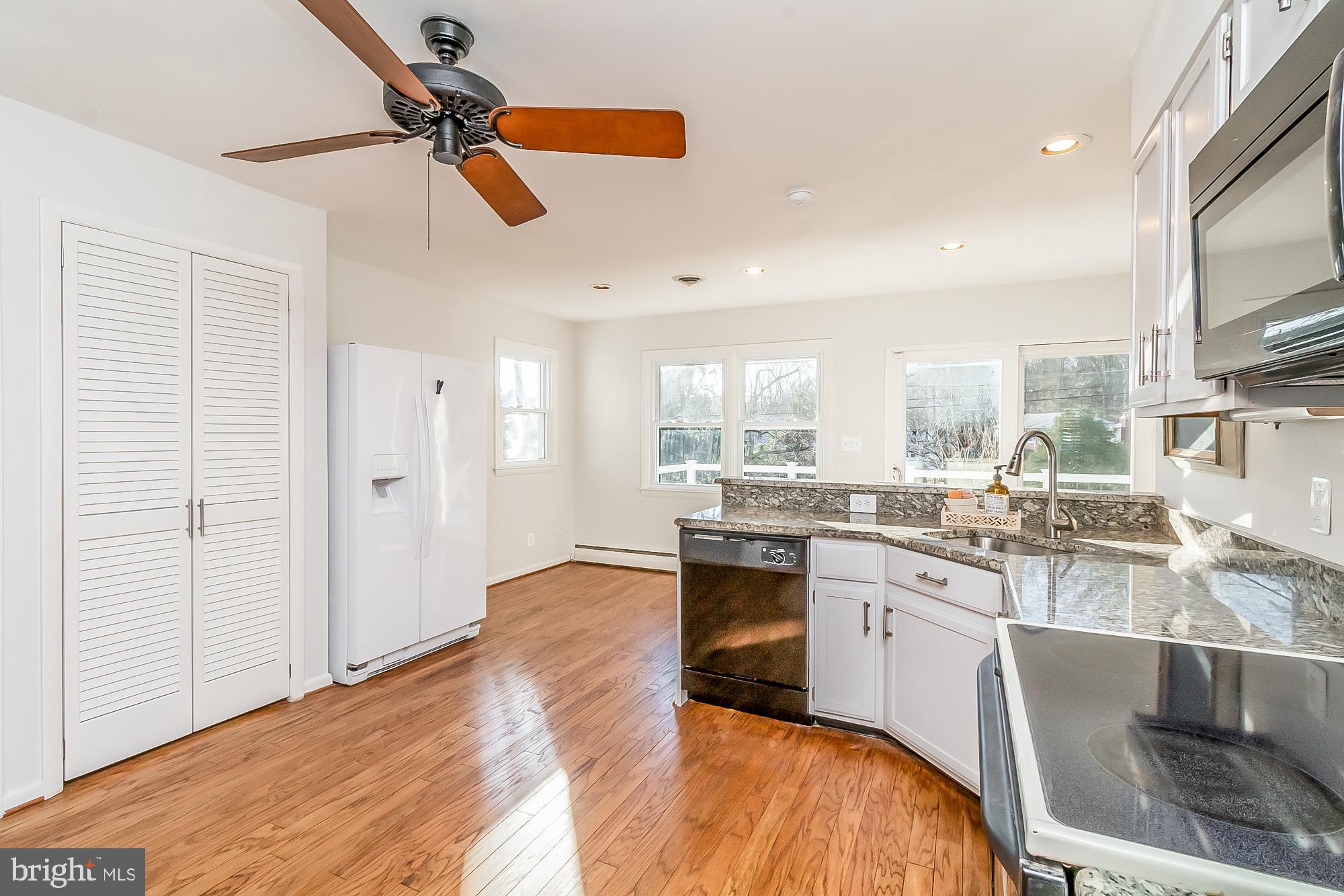 CAMPUS HILLS - Residential