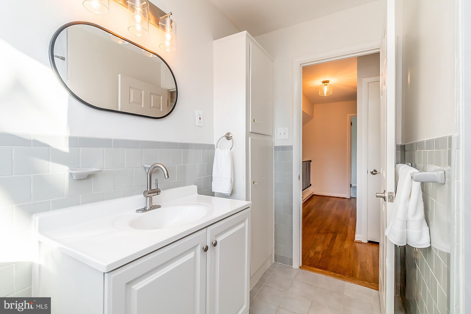 CAMPUS HILLS - Residential