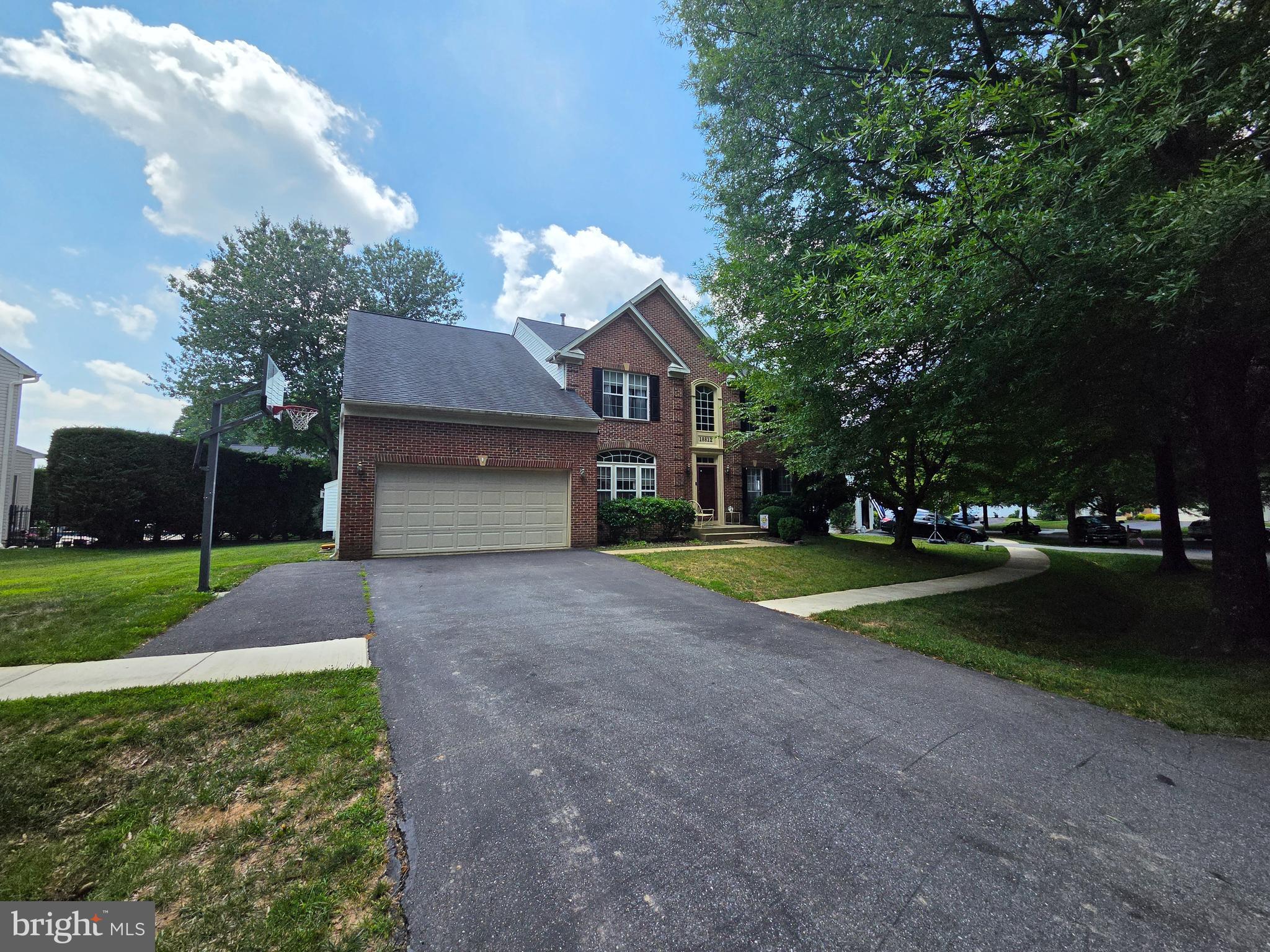18812 BREEZE WAY CIRCLE