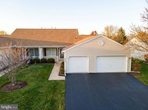 4018 WOODSPRING LANE 4018 YORK PA 17402