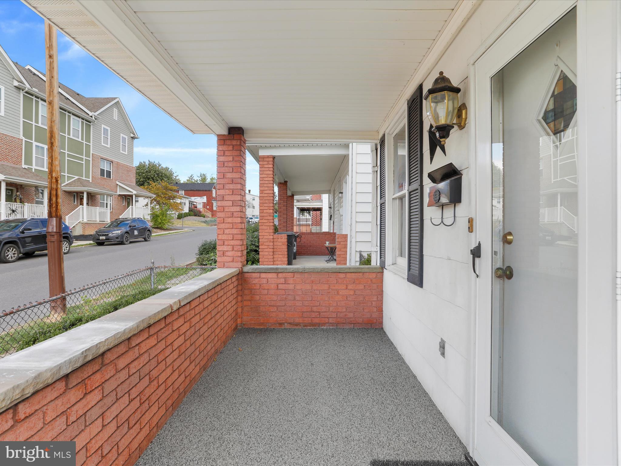 SOUTH END - Residential