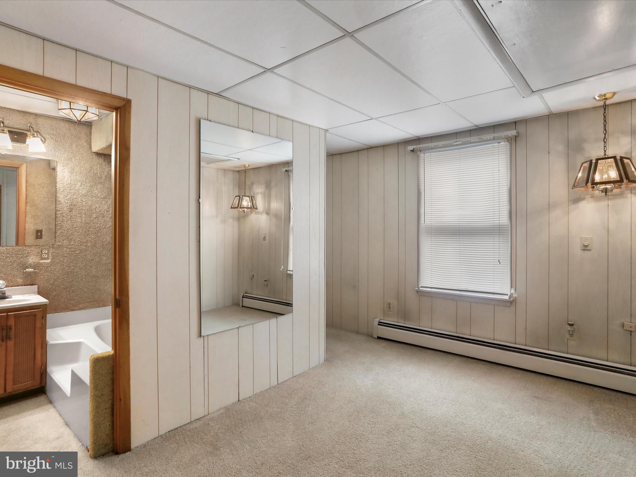 SOUTH END - Residential