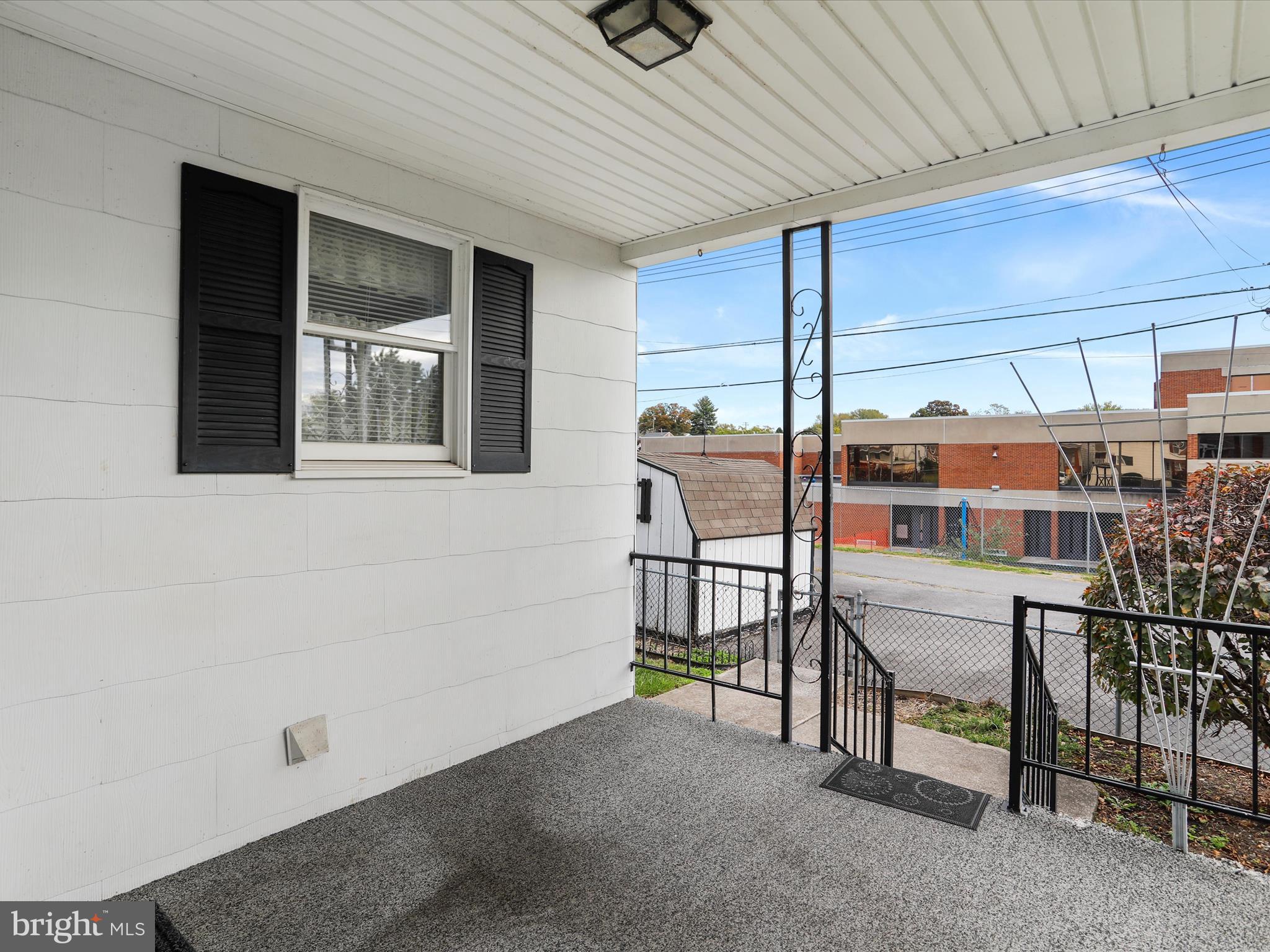 SOUTH END - Residential