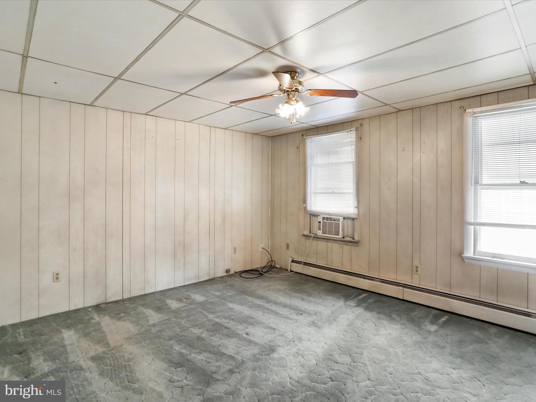 SOUTH END - Residential