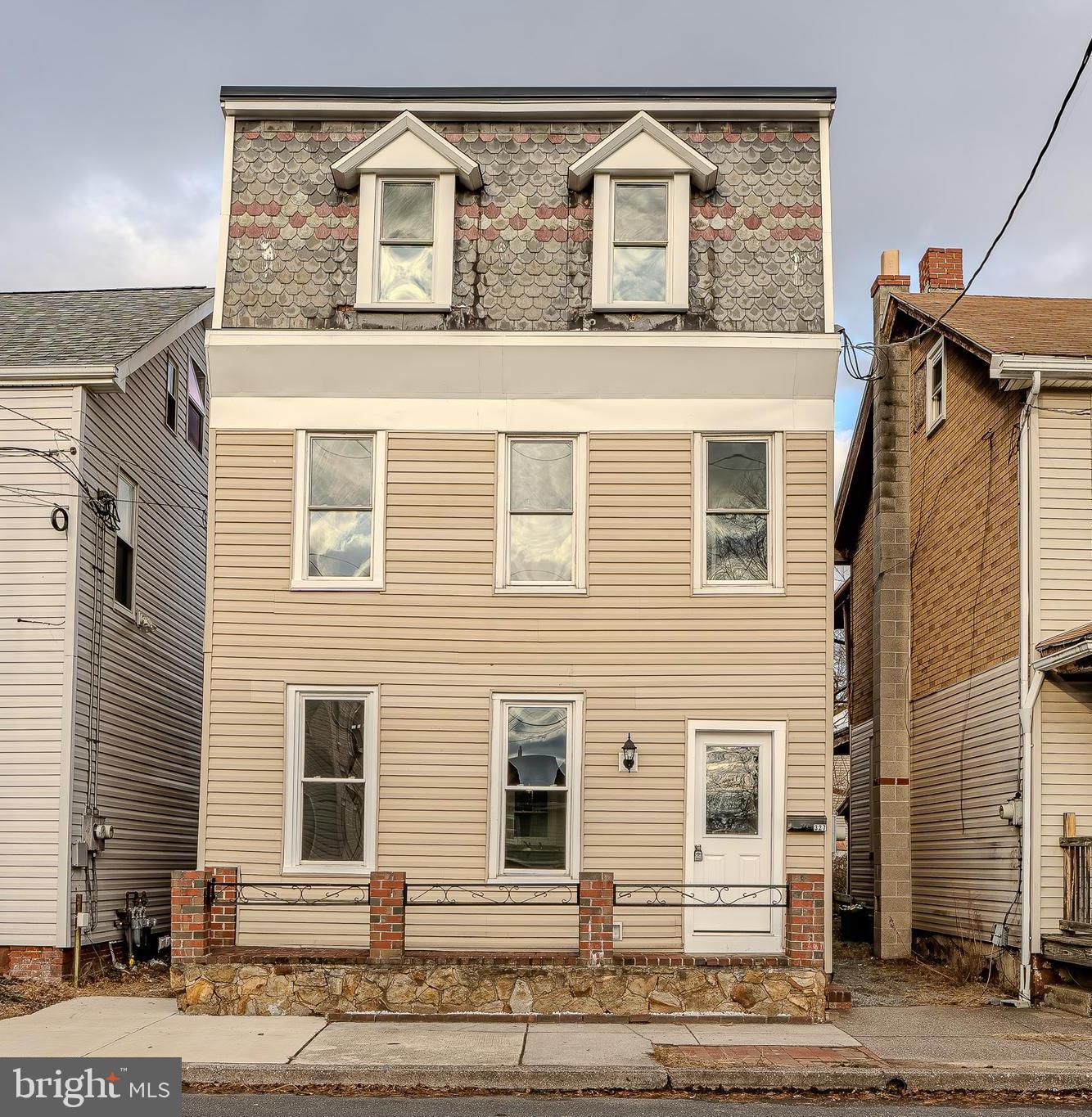 MIDDLETOWN BOROUGH - Residential