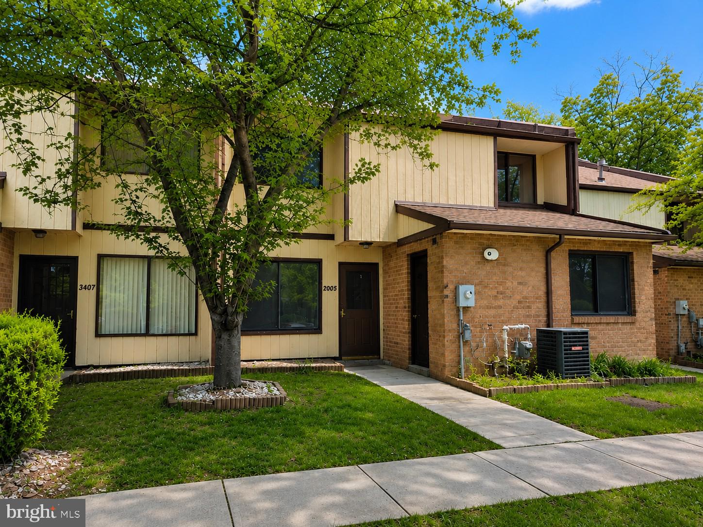 2005 GREENWOOD DRIVE