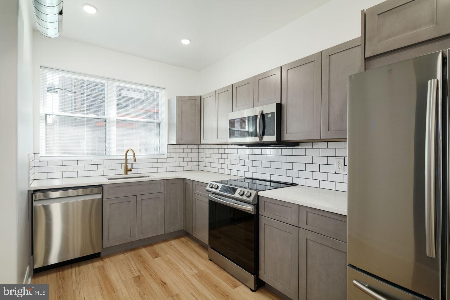 FRANCISVILLE - Residential Lease