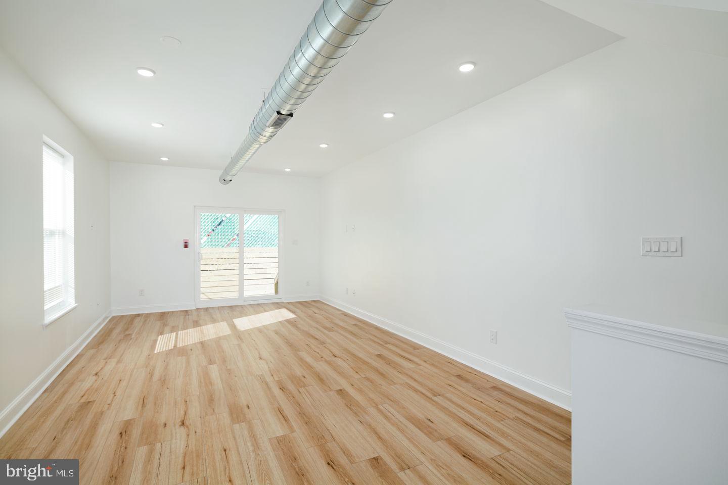 FRANCISVILLE - Residential Lease