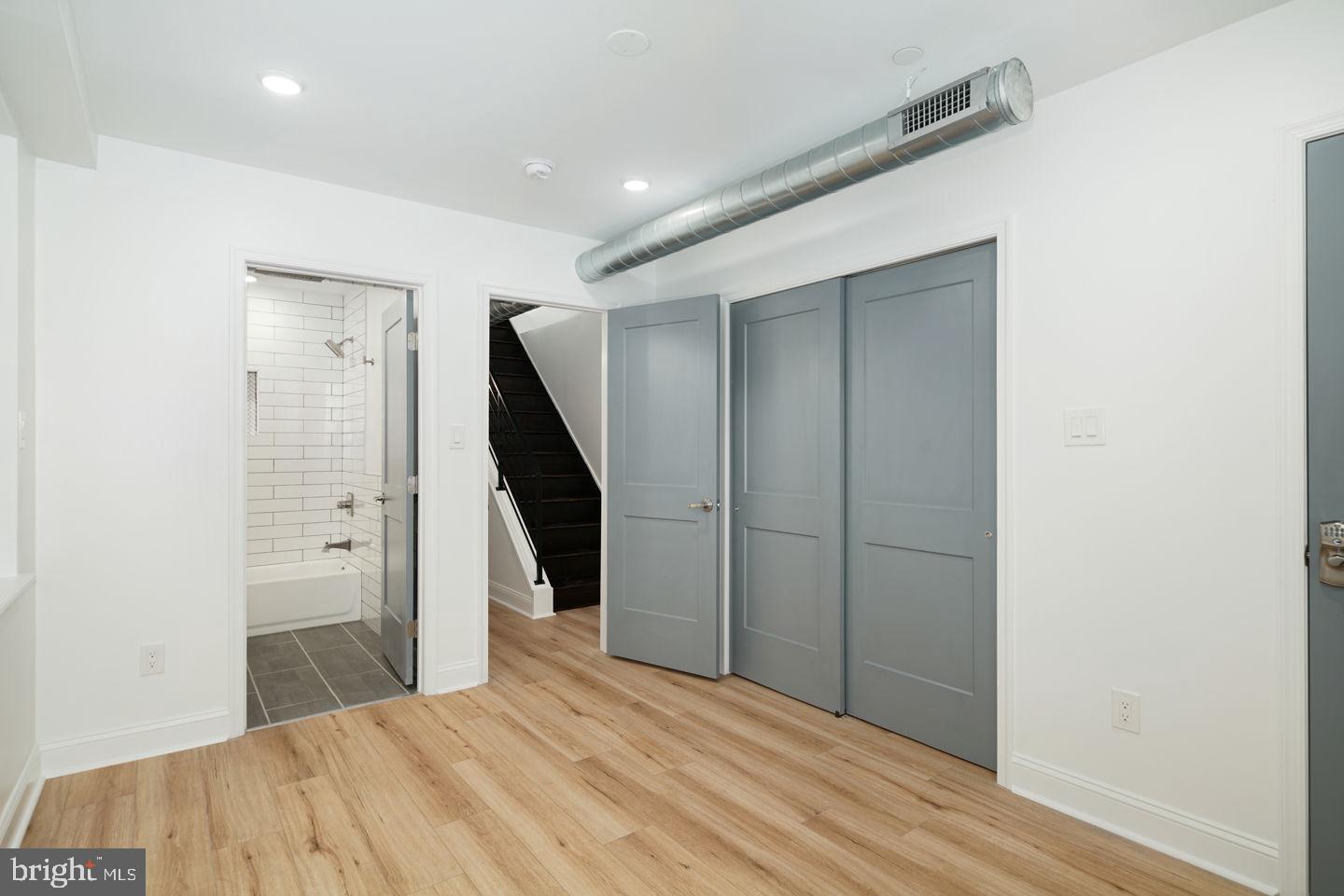 FRANCISVILLE - Residential Lease