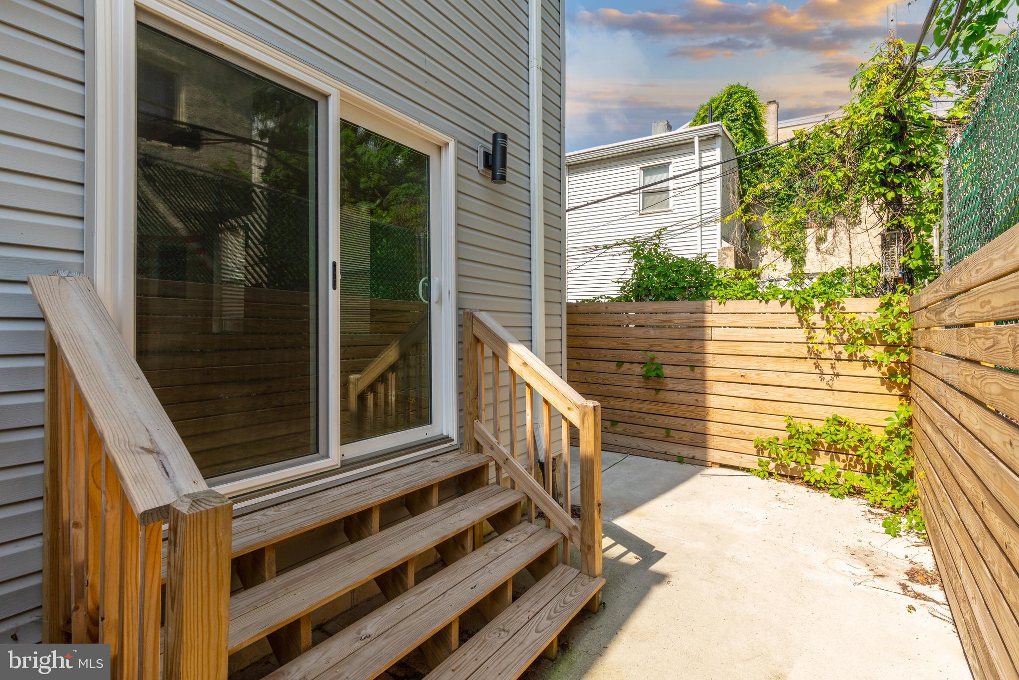 FRANCISVILLE - Residential Lease