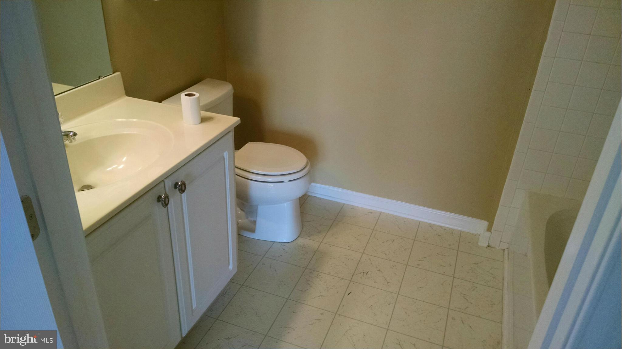 PINEY ORCHARD - Residential Lease