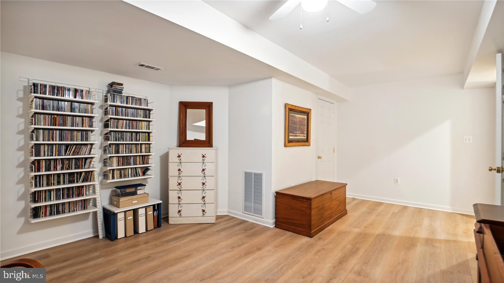 CHESTERBROOK WOODS - Residential