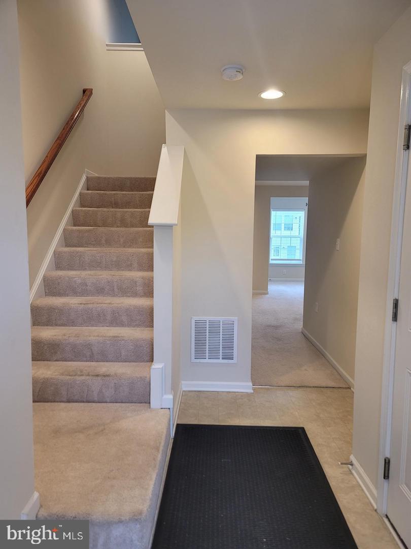 STONEBROOK VILLAGE - Residential Lease