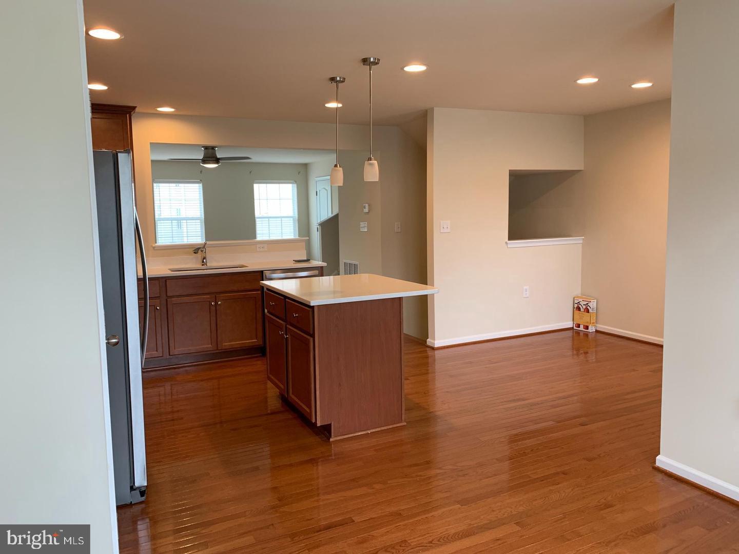 STONEBROOK VILLAGE - Residential Lease