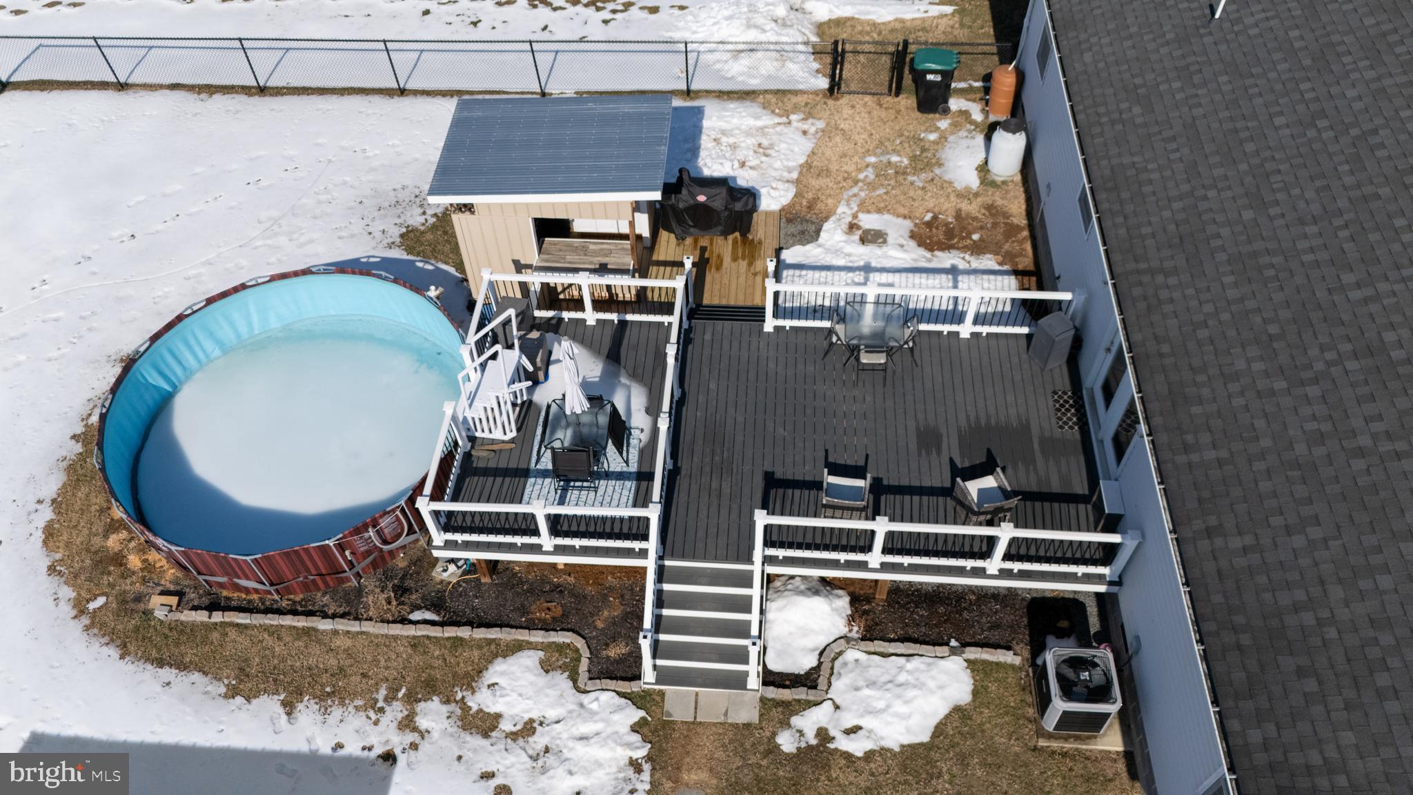 CREEKSIDE - Residential