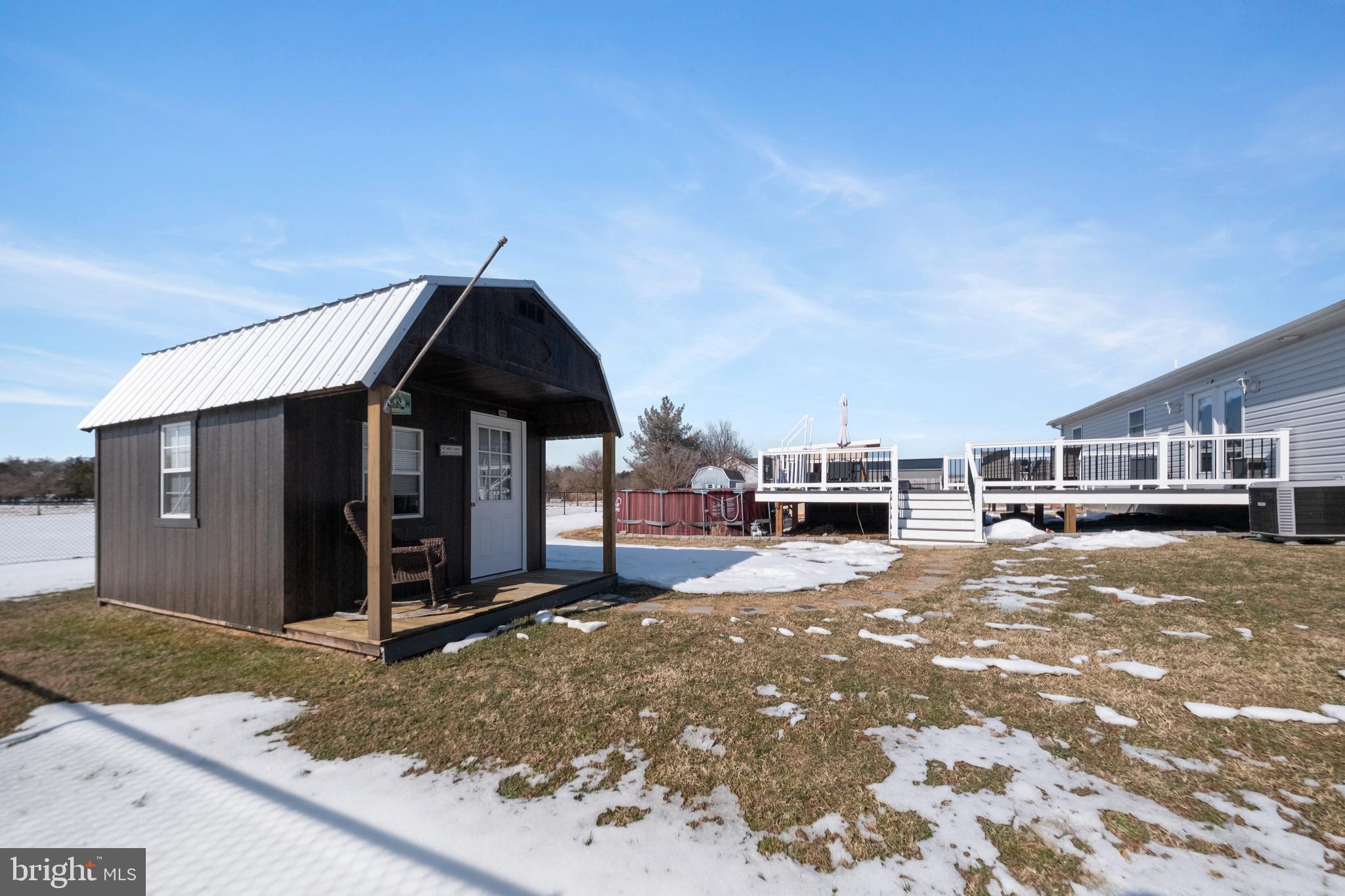 CREEKSIDE - Residential