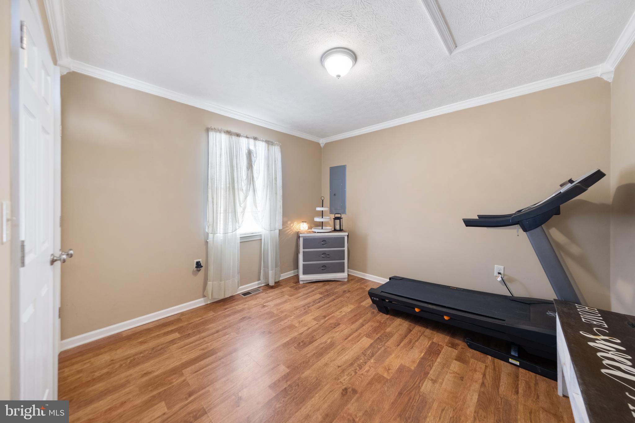 CREEKSIDE - Residential