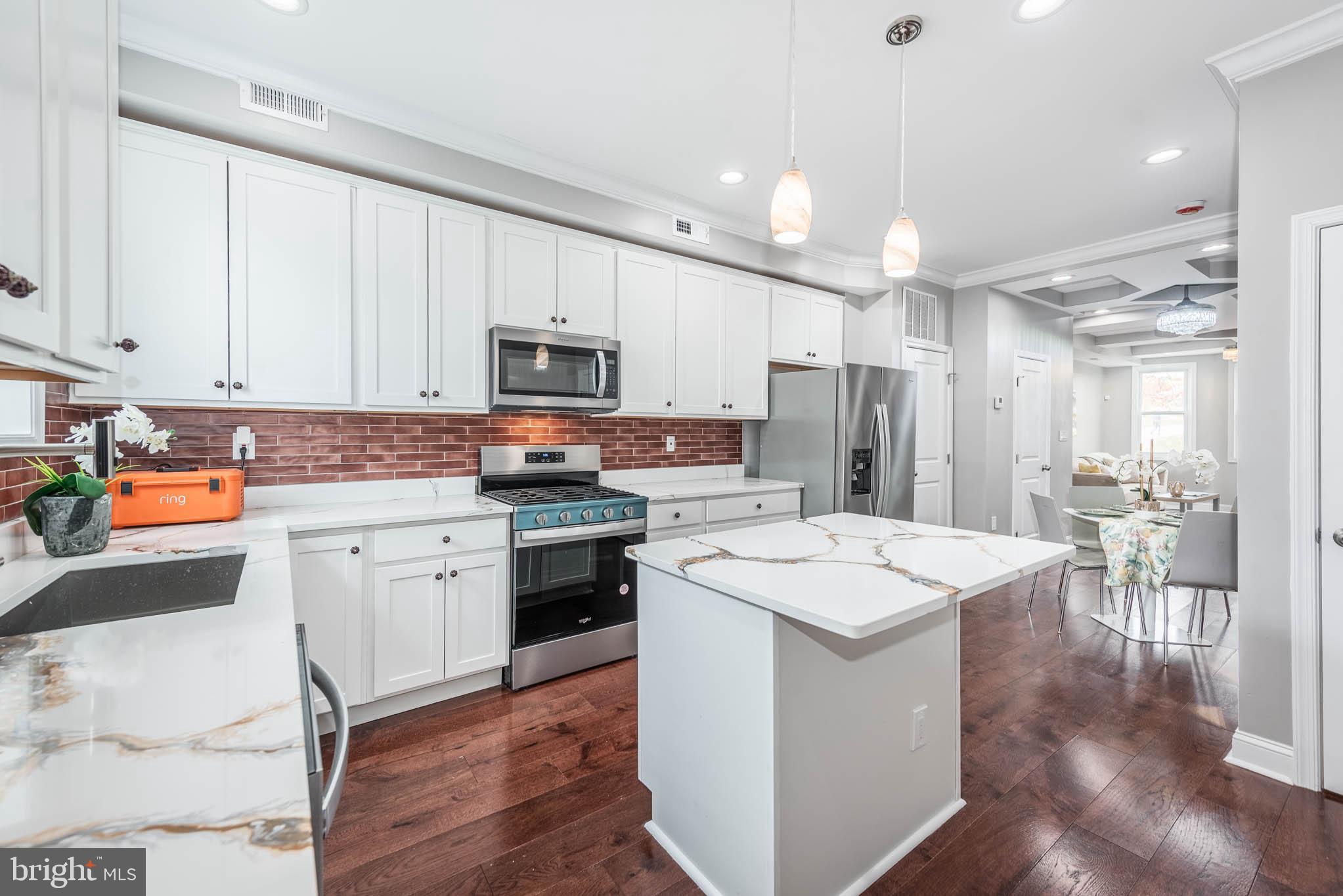 OLIVER - Residential