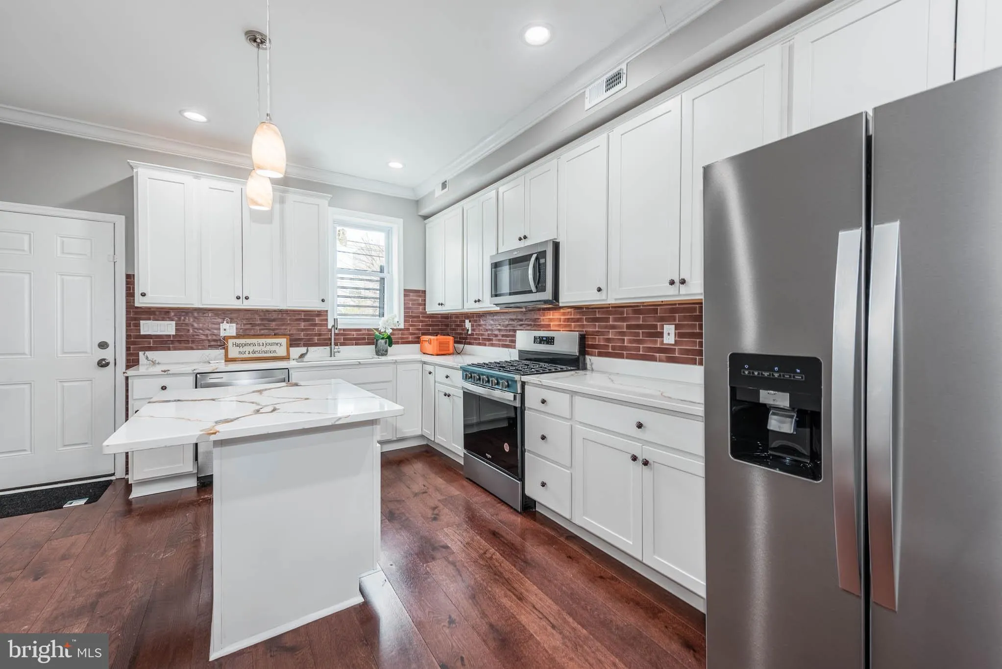 Baltimore, Maryland 21213, United States, 3 Bedrooms Bedrooms, ,4 BathroomsBathrooms,Residential,Active,92617