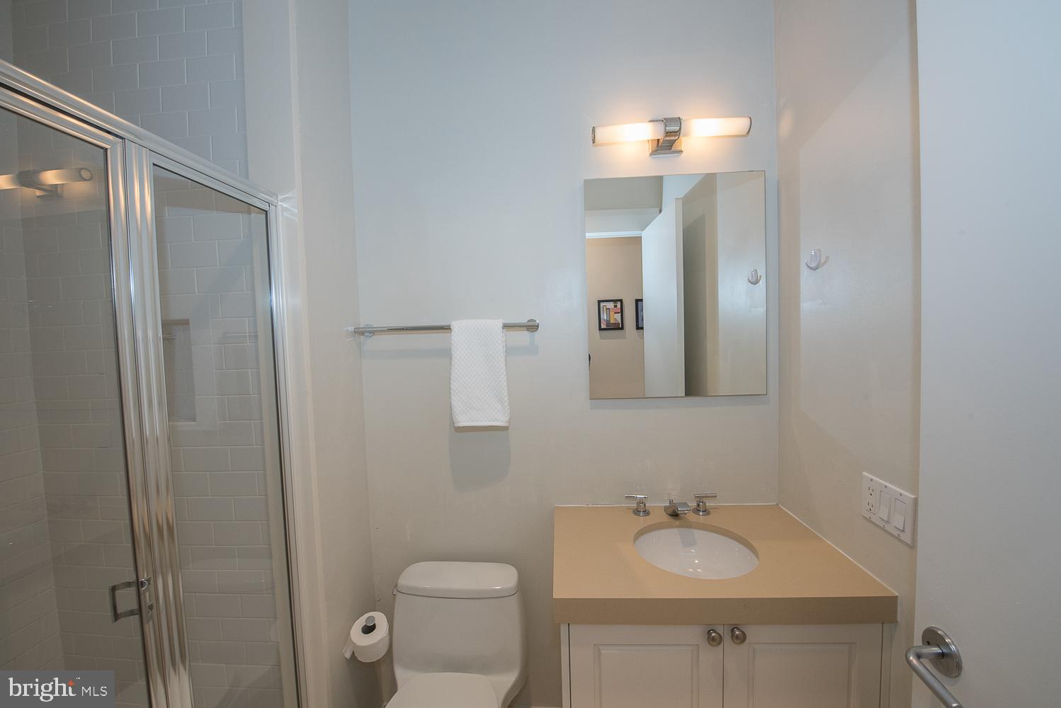 UNIVERSITY CITY - Residential