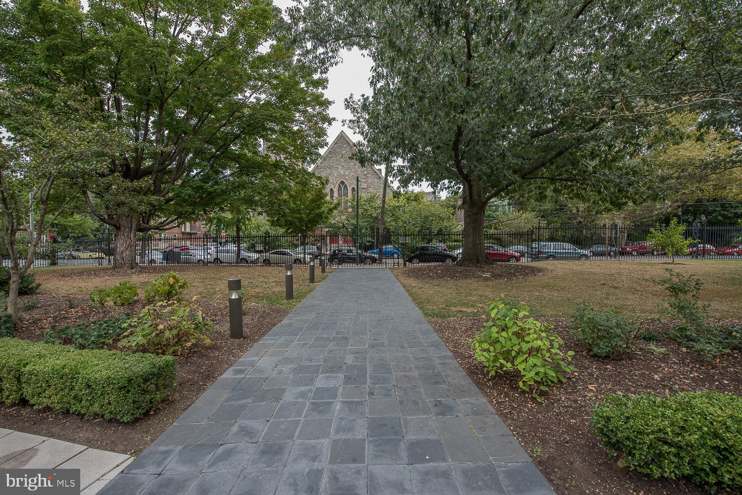 UNIVERSITY CITY - Residential