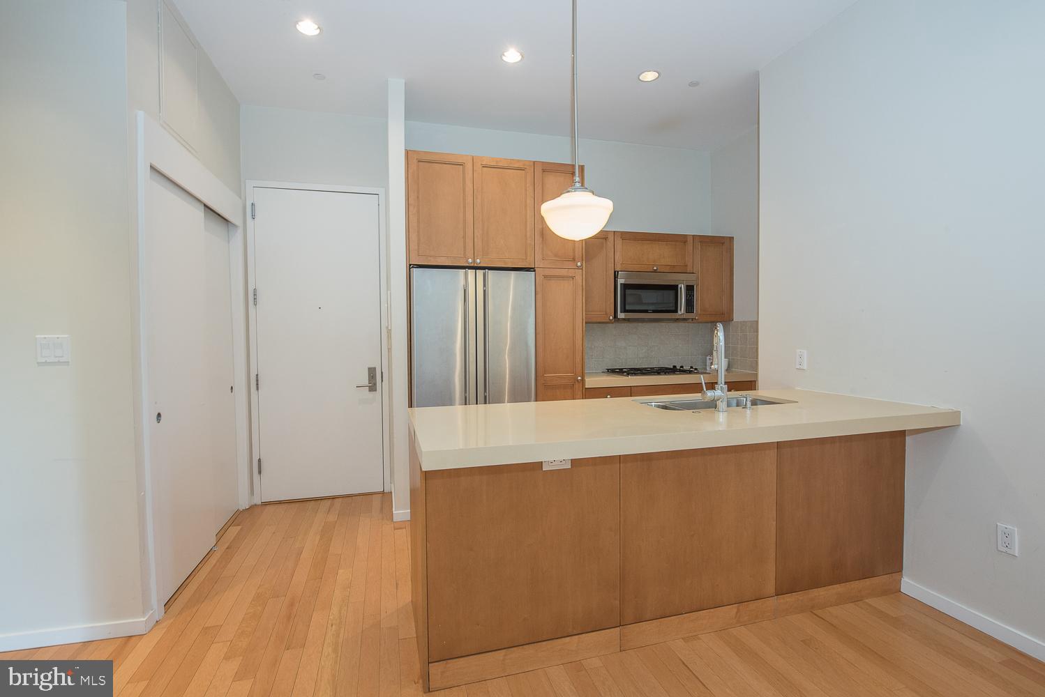 UNIVERSITY CITY - Residential