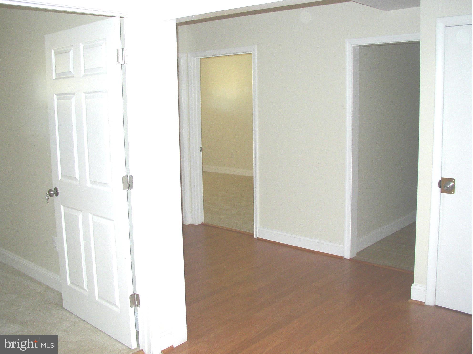 JERMANTOWN VILLAGE - Residential Lease