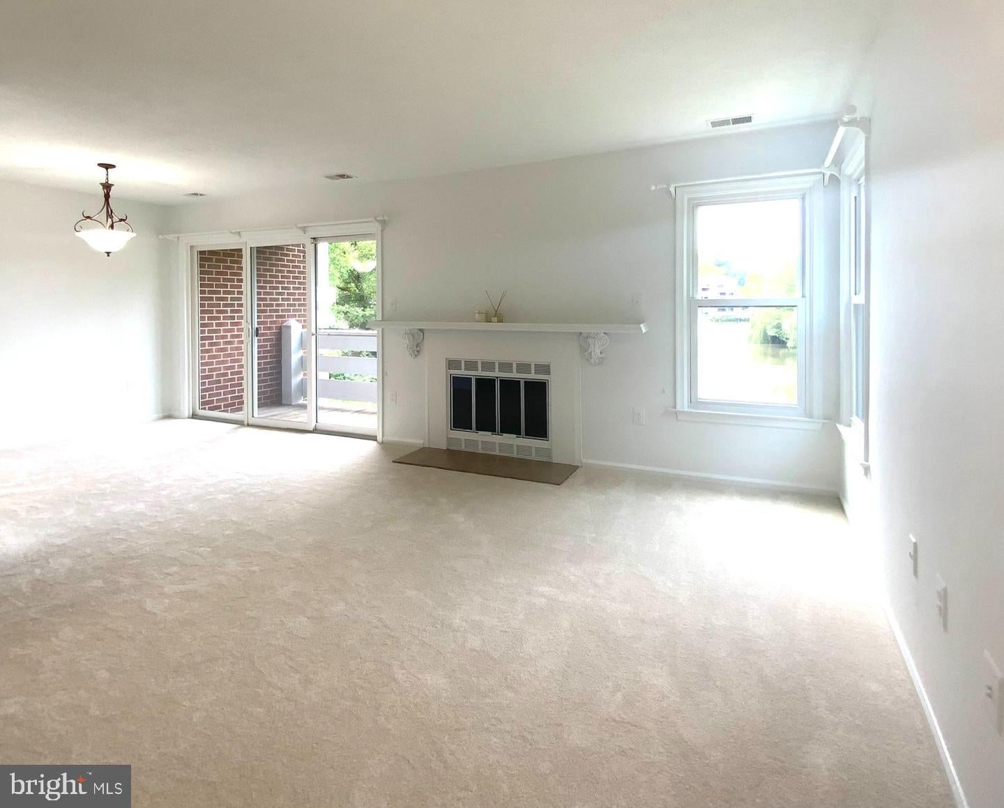7594 LAKESIDE VILLAGE DRIVE M