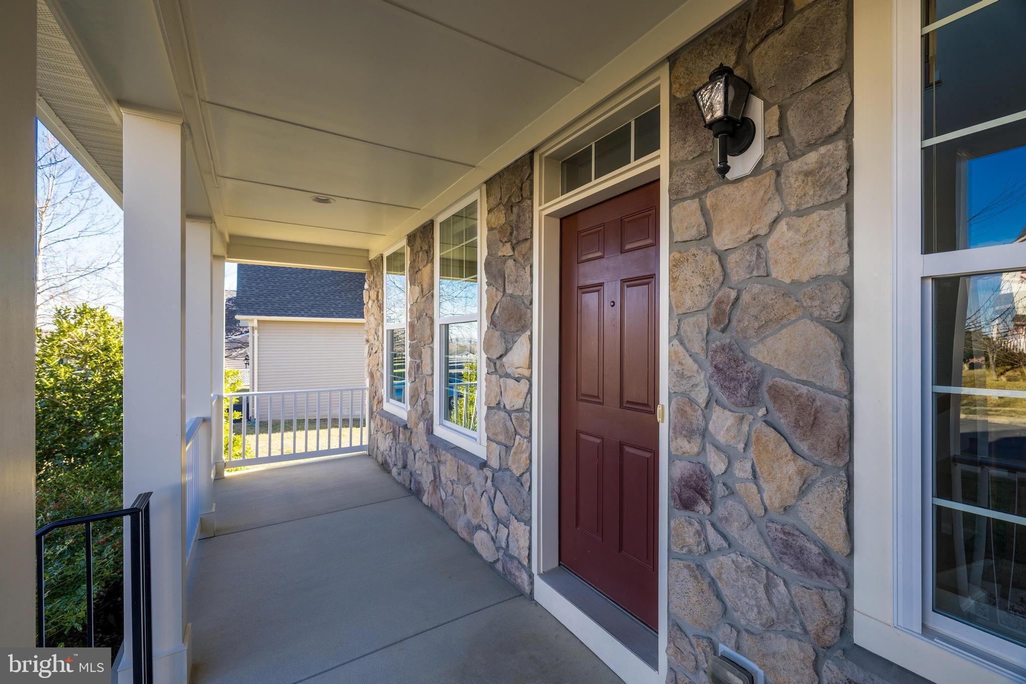 STONEWALL MANOR - Residential