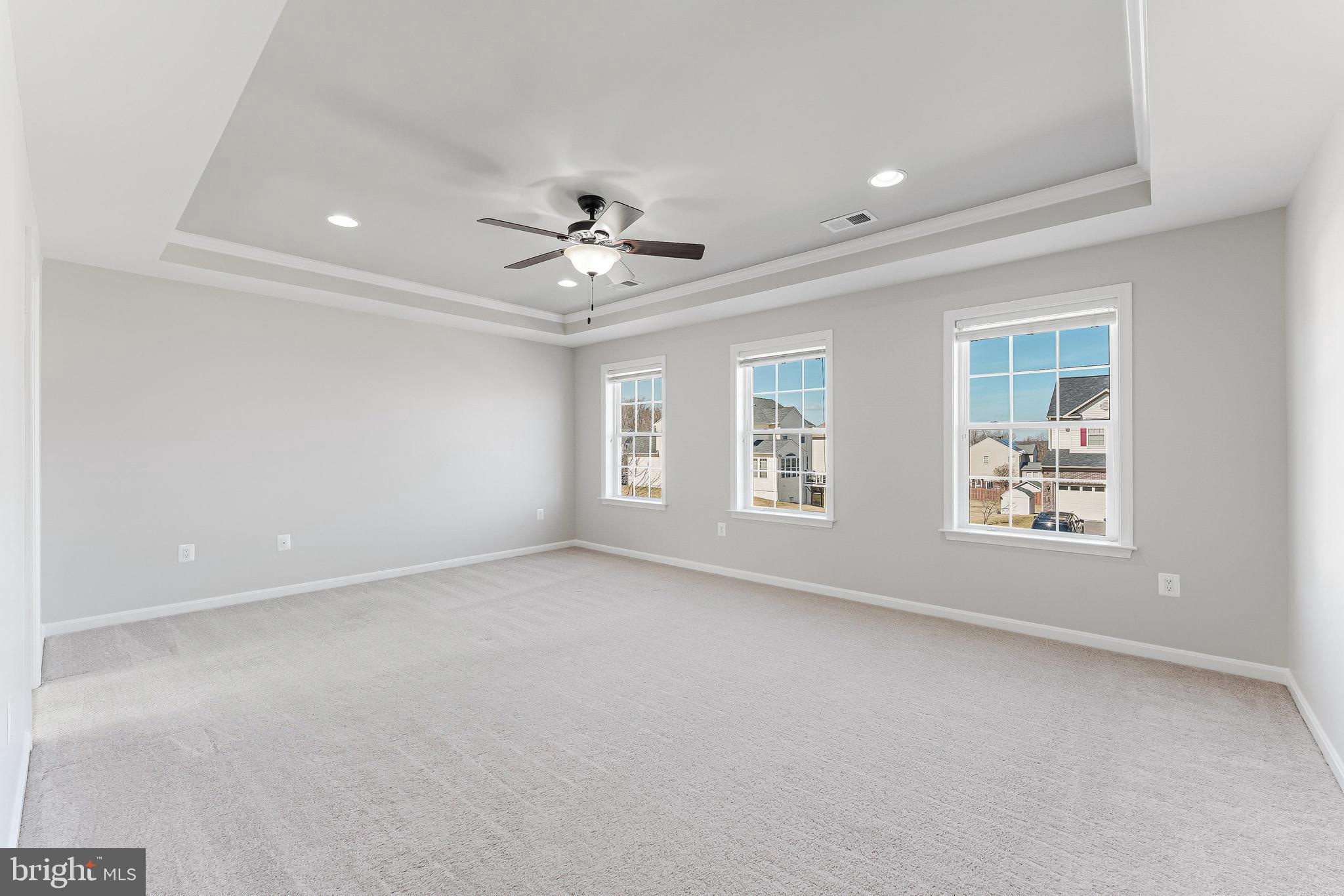 STONEWALL MANOR - Residential