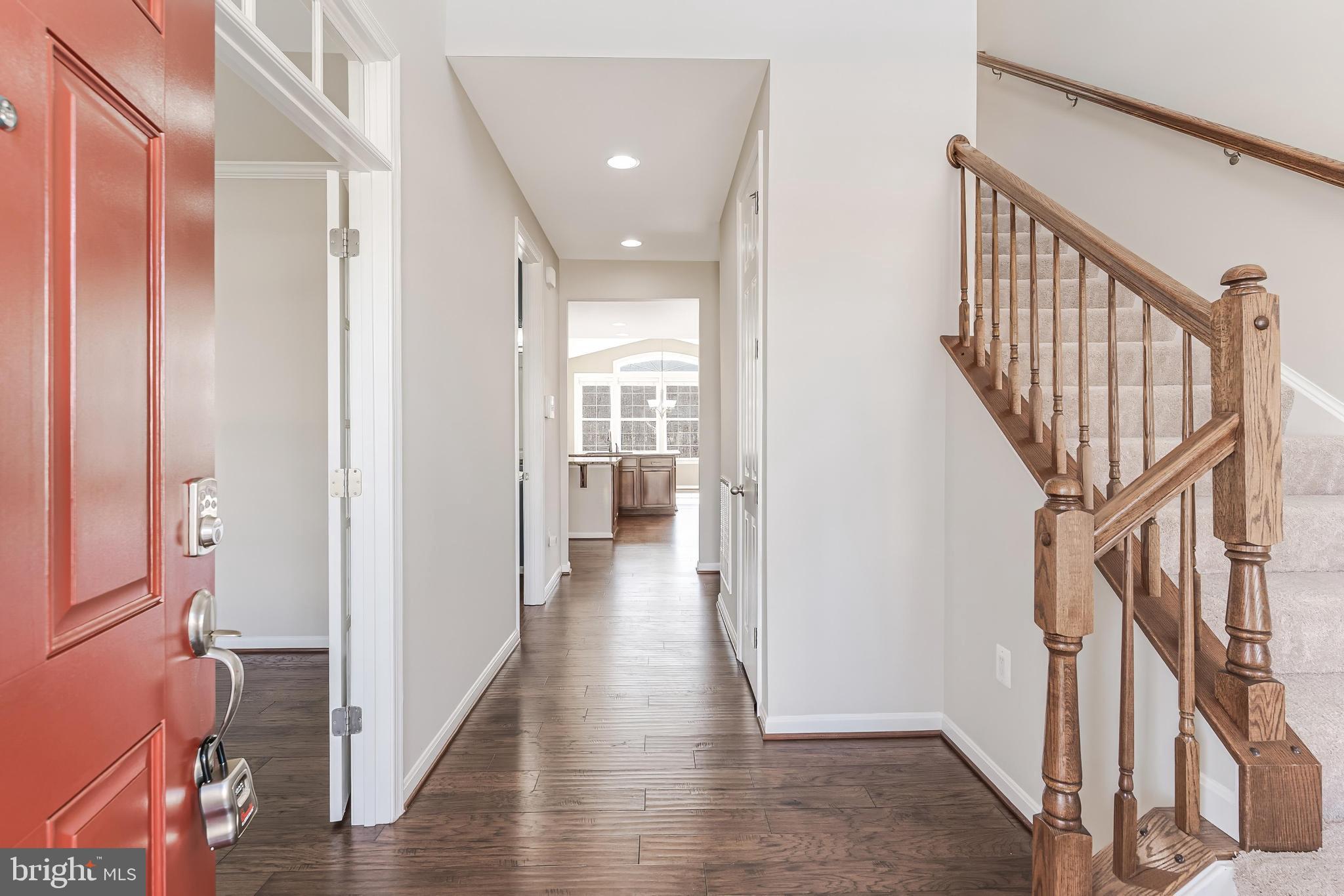 STONEWALL MANOR - Residential