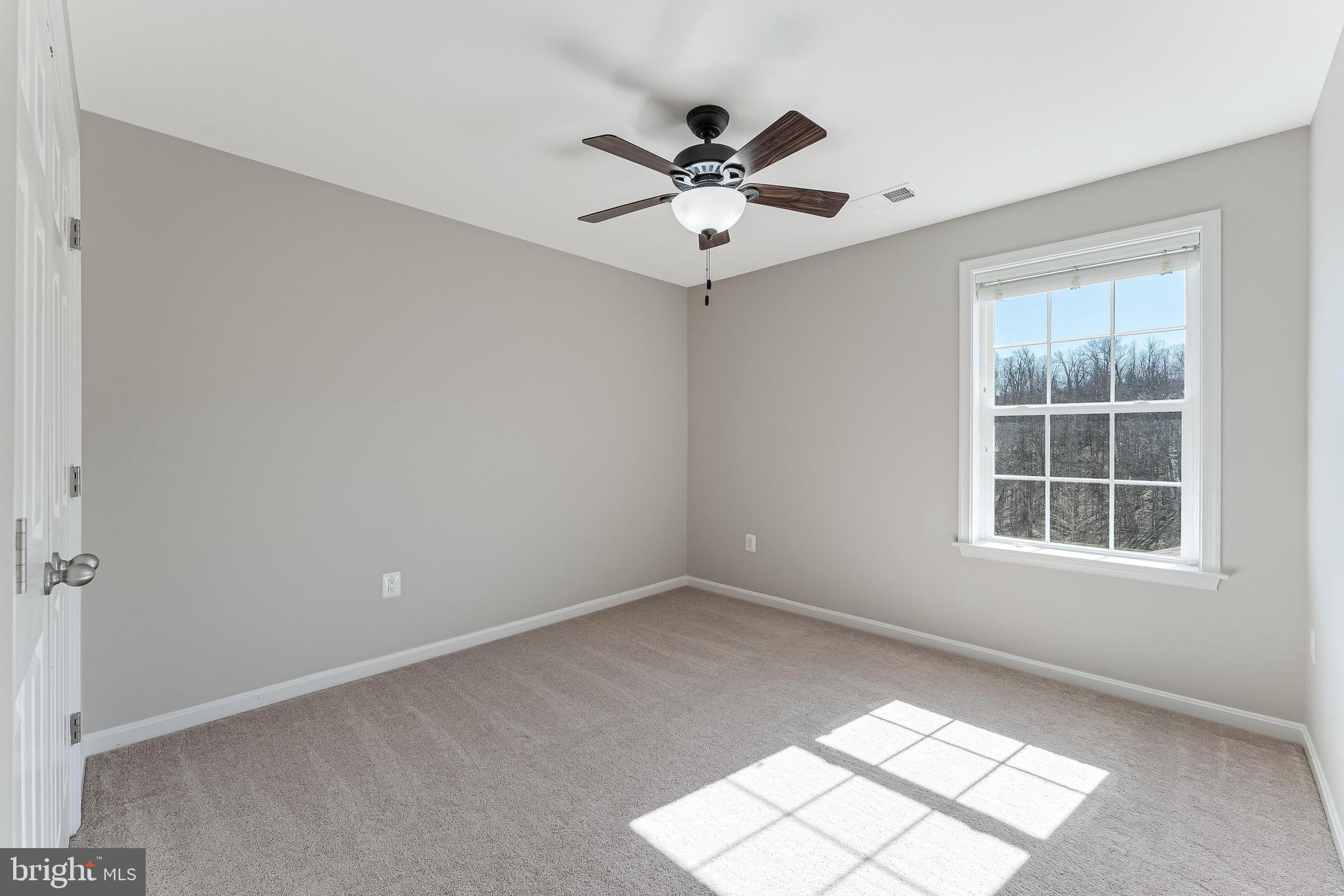 STONEWALL MANOR - Residential