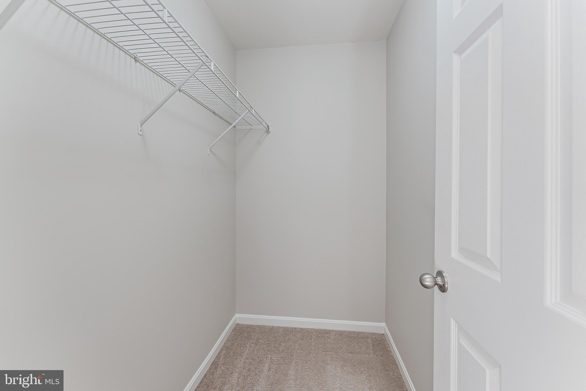 STONEWALL MANOR - Residential