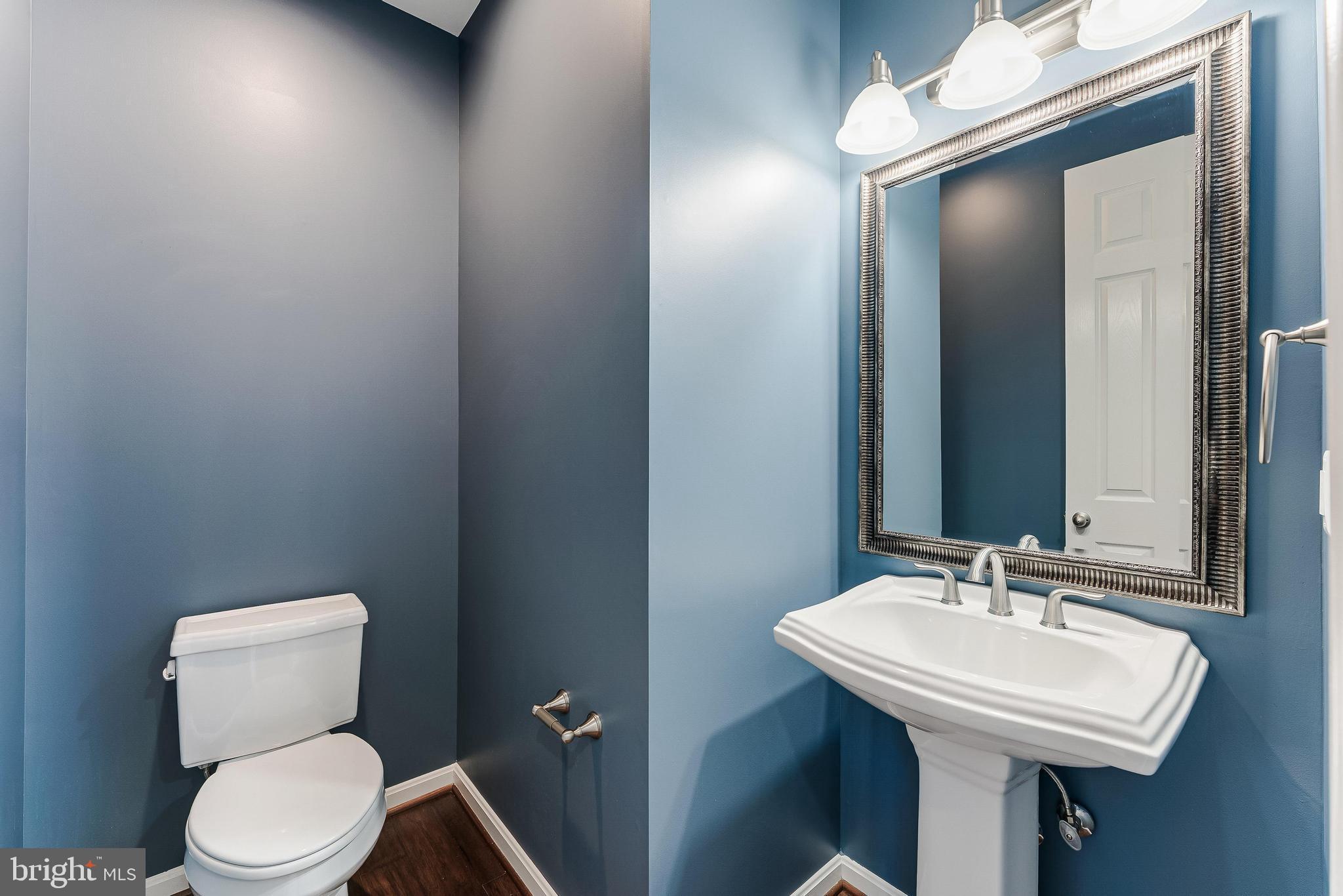 STONEWALL MANOR - Residential