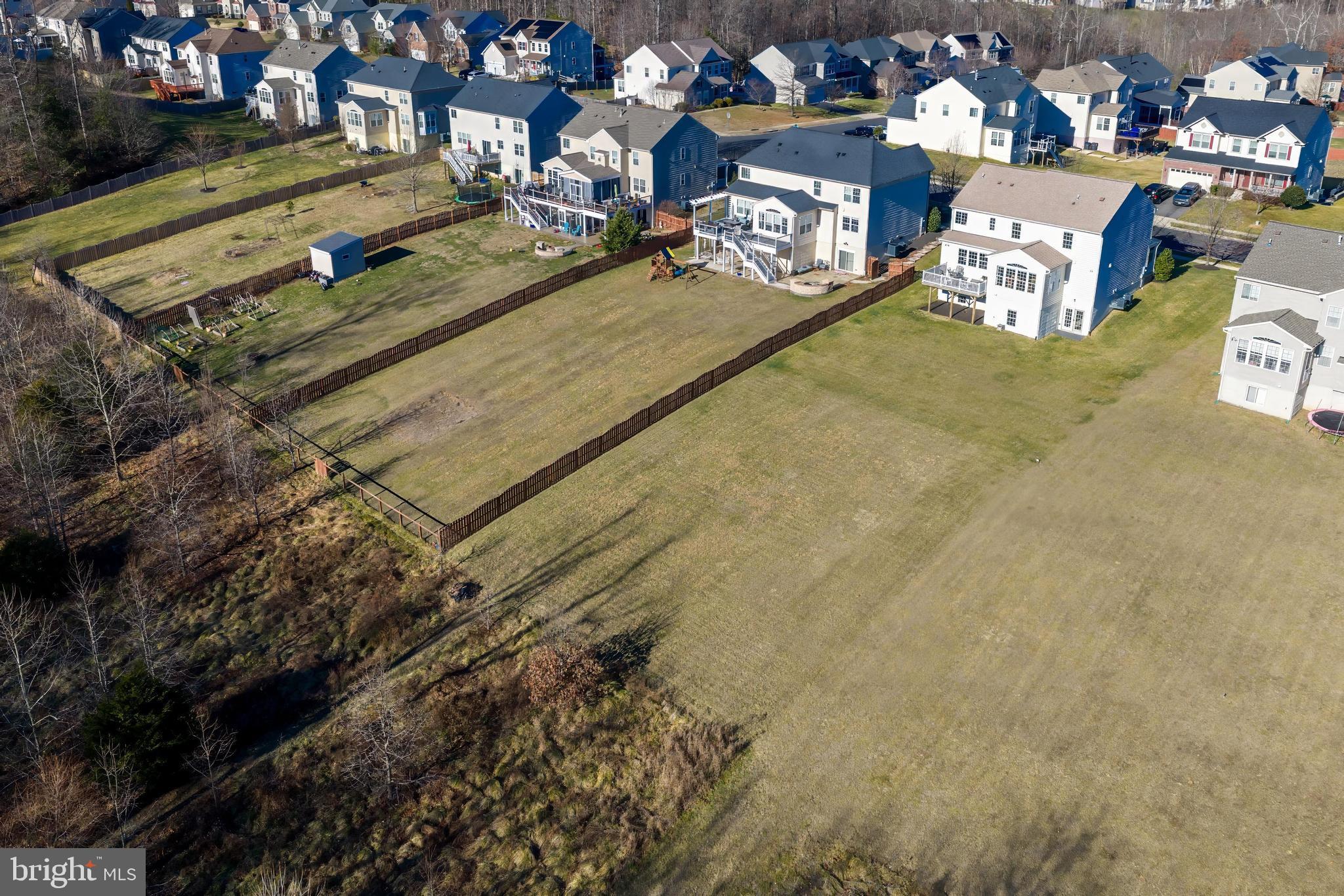 STONEWALL MANOR - Residential