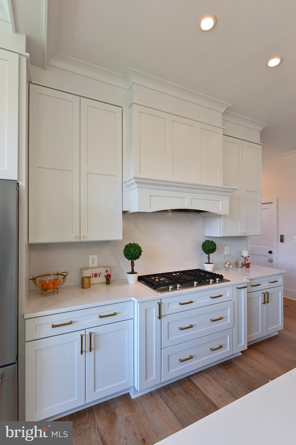 HOMEWOOD - Residential