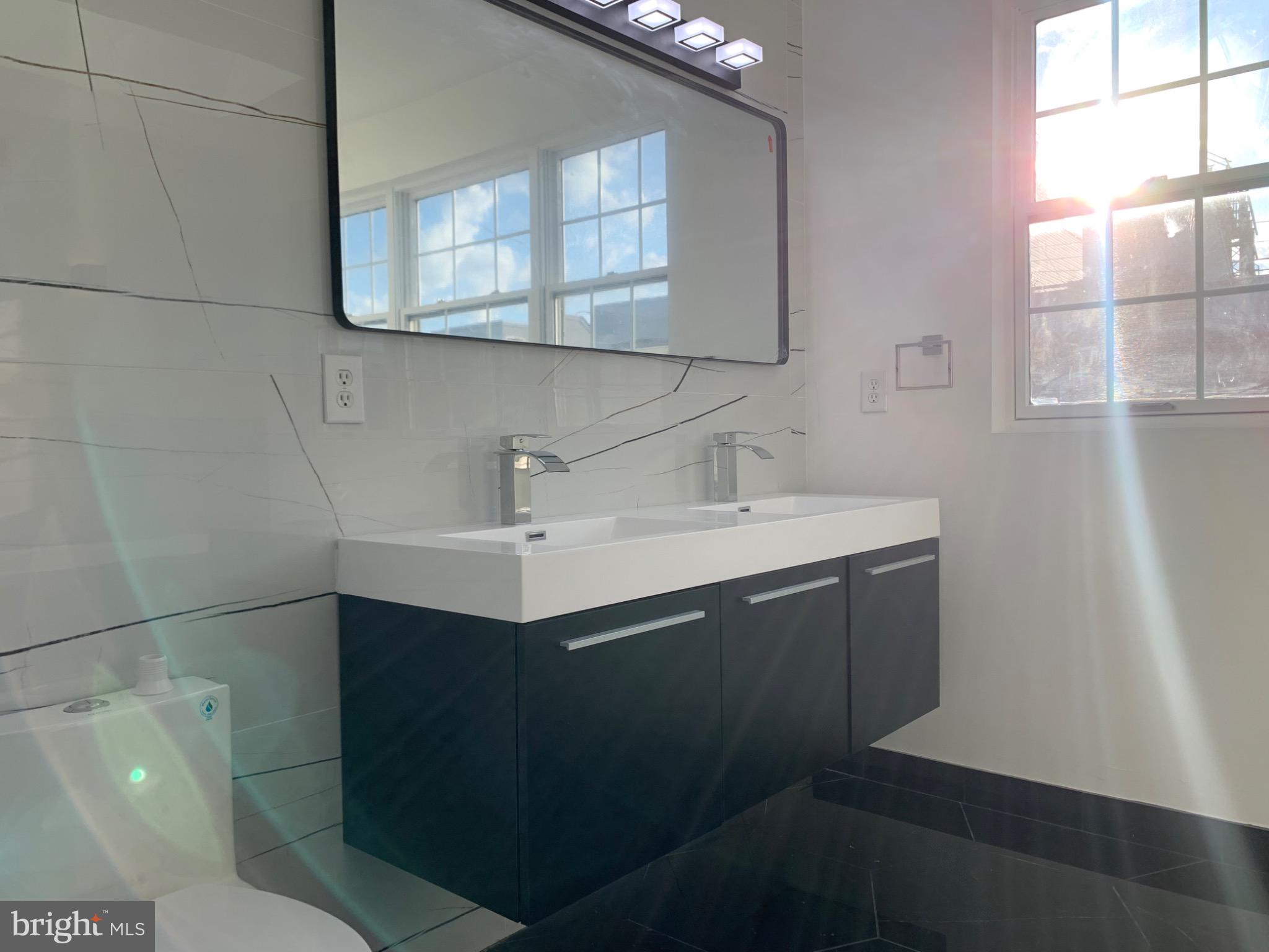 OLD CITY - Residential