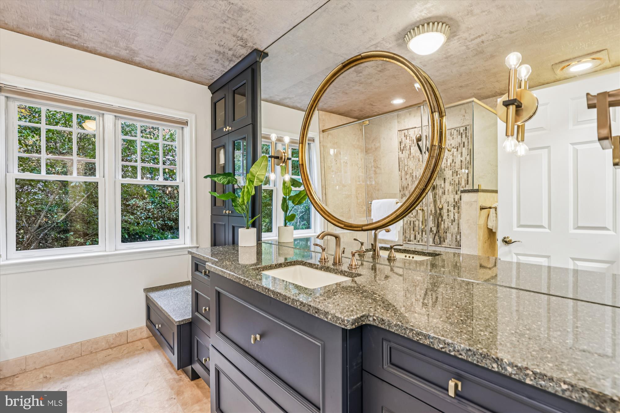 MOIDONE ACRES - Residential