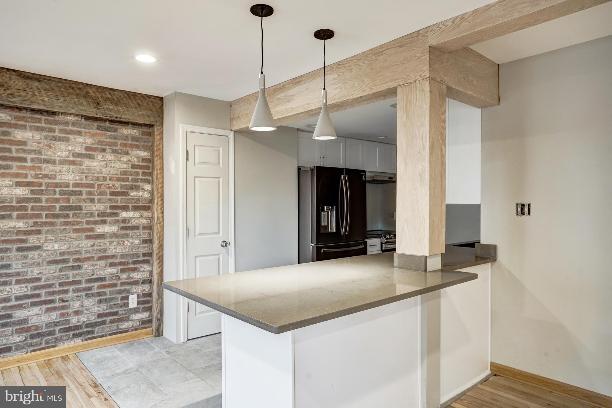 ROYAL COURT - Residential Lease